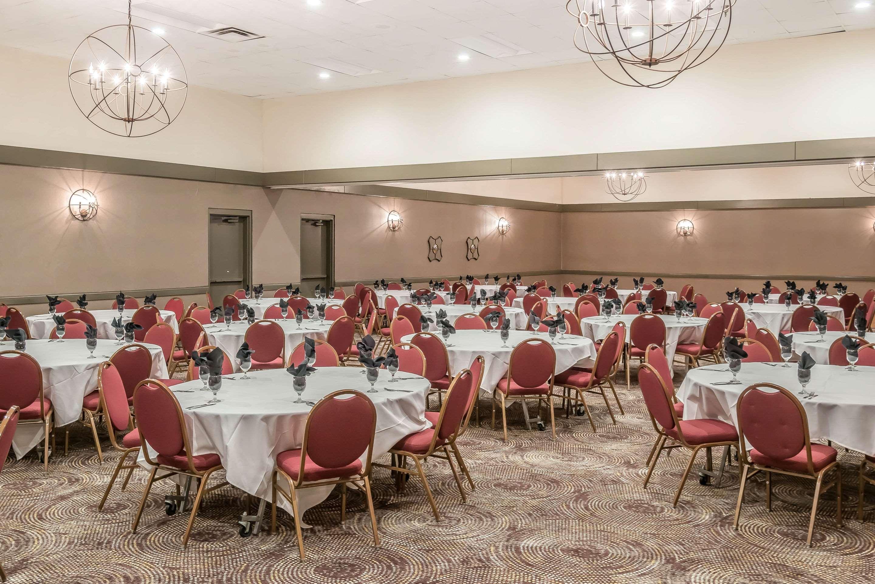 Envision Hotel Saint Paul South South Saint Paul Bagian luar foto
