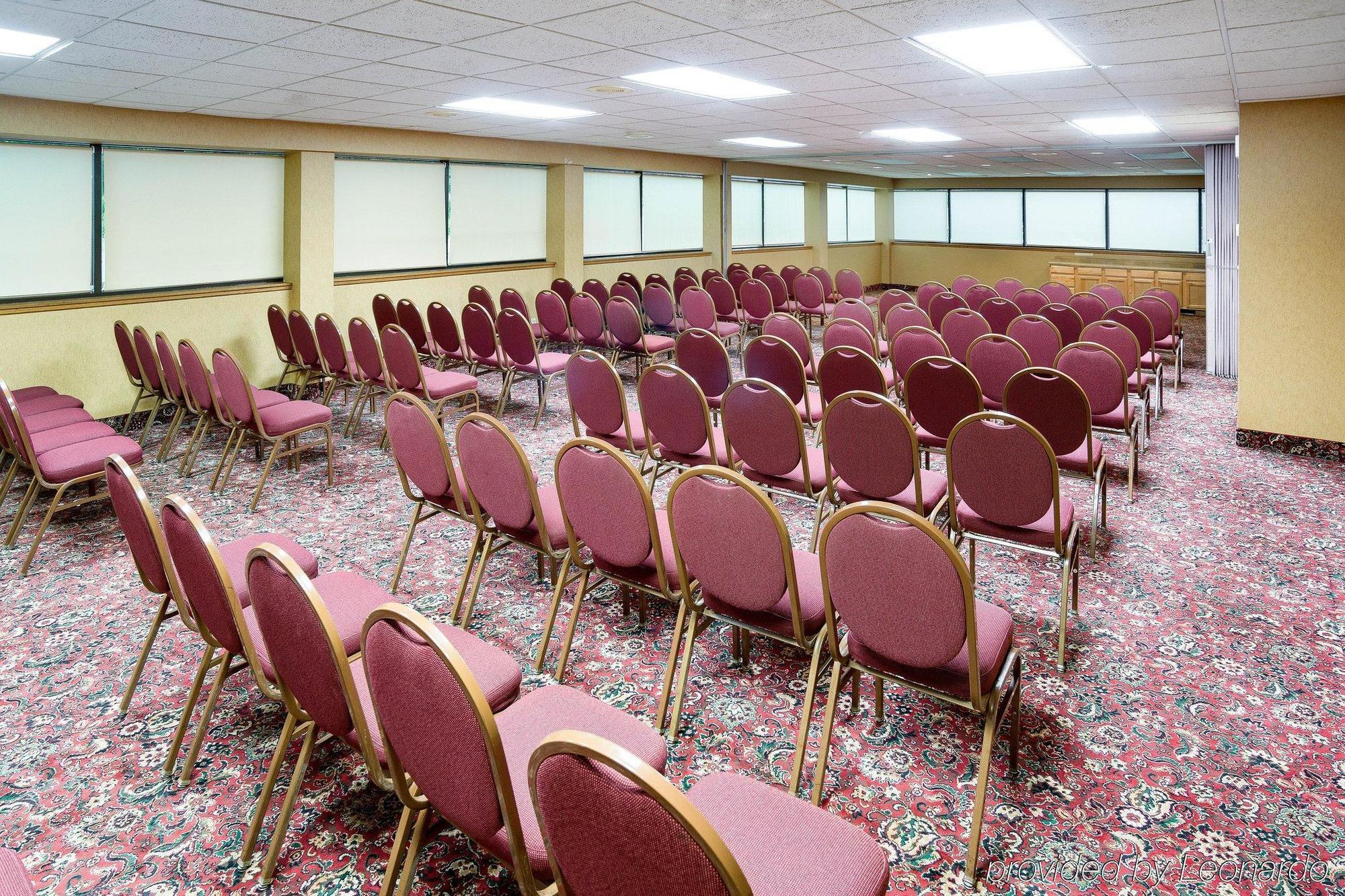 Envision Hotel Saint Paul South South Saint Paul Bagian luar foto